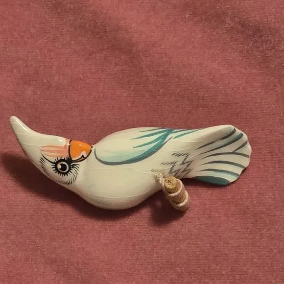 Vintage Wooden Takahashi Style Hand Painted Cockatoo Bird Pin Brooch 2.25" X .75 - Picture 10 of 12